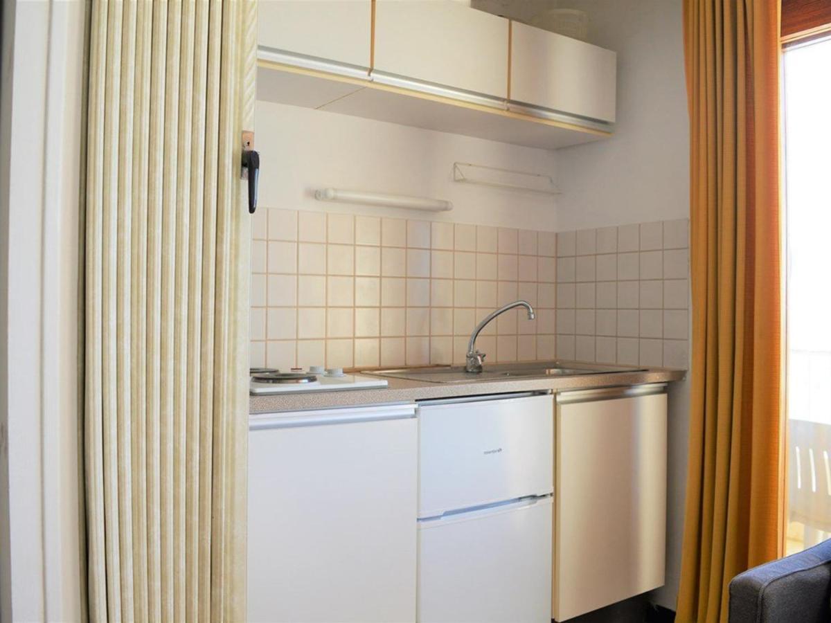 Studio Sur Plage Cavaliere Avec Terrasse, 1Er Etage, 2 Couchages - Fr-1-251-80 Le Lavandou Eksteriør billede