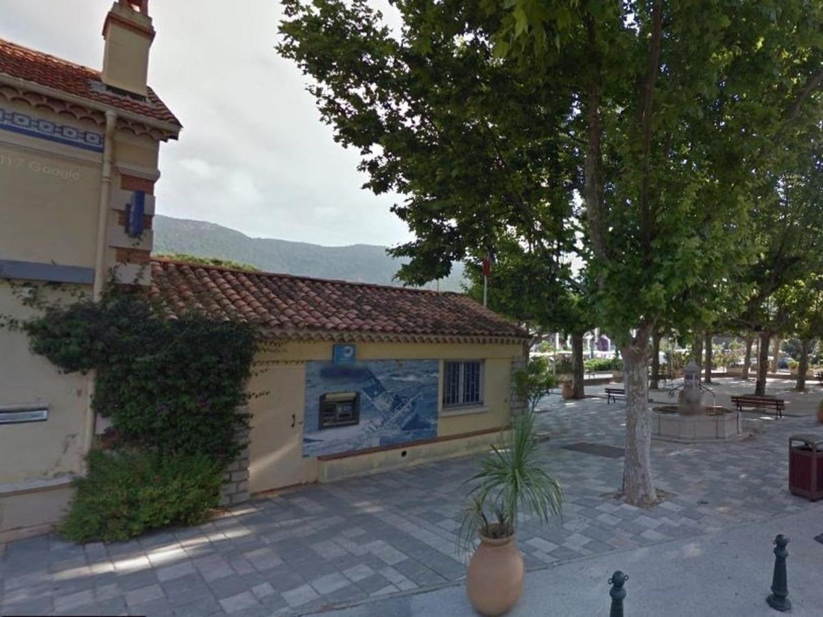 Studio Sur Plage Cavaliere Avec Terrasse, 1Er Etage, 2 Couchages - Fr-1-251-80 Le Lavandou Eksteriør billede