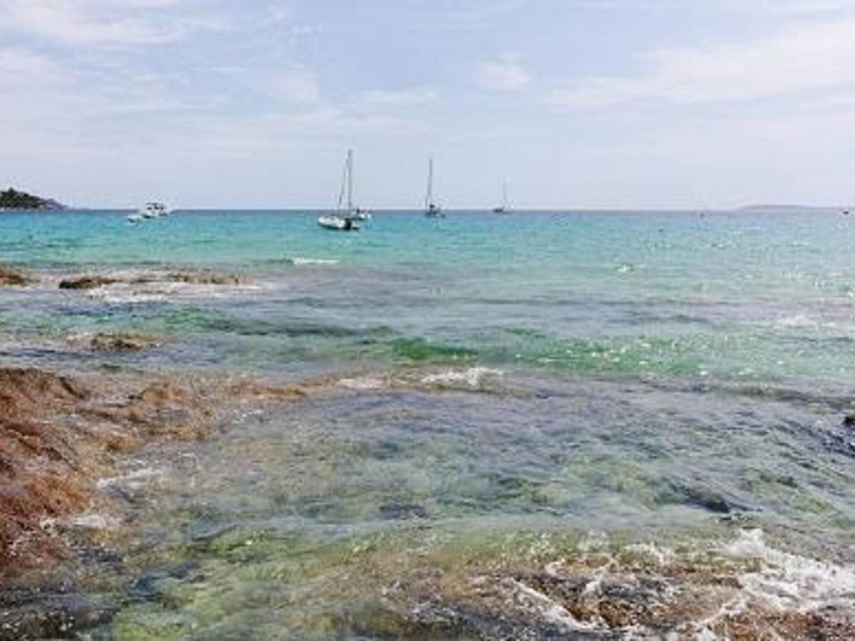 Studio Sur Plage Cavaliere Avec Terrasse, 1Er Etage, 2 Couchages - Fr-1-251-80 Le Lavandou Eksteriør billede
